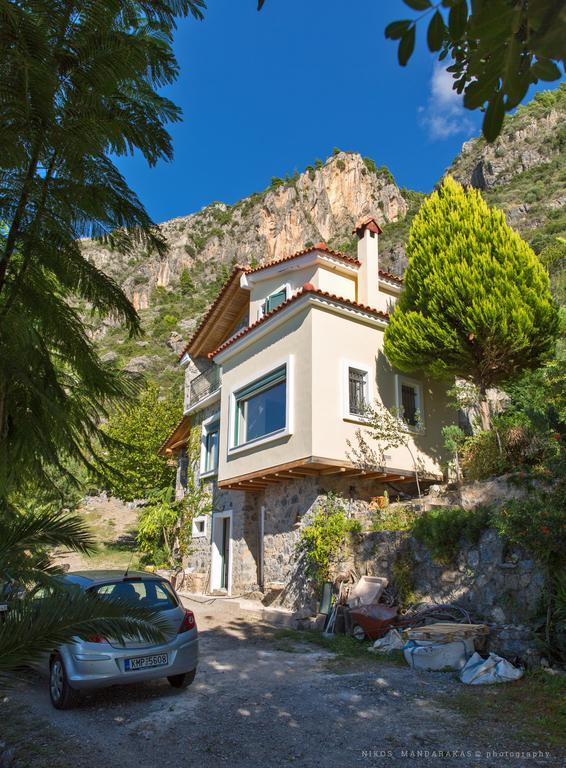 Villa Mos Kalamata Exterior photo