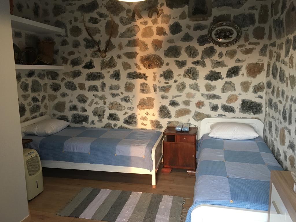 Villa Mos Kalamata Exterior photo